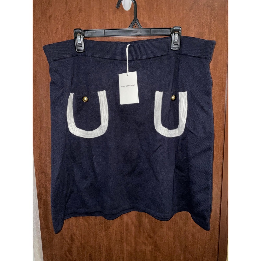 Free Assembly Women's Tipped Patch Pocket Mini Sweater Skirt Size XXL